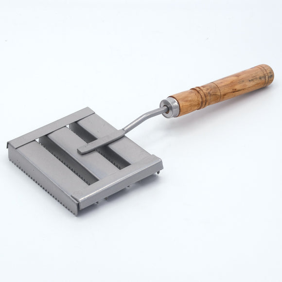 Tesala cu coada lunga